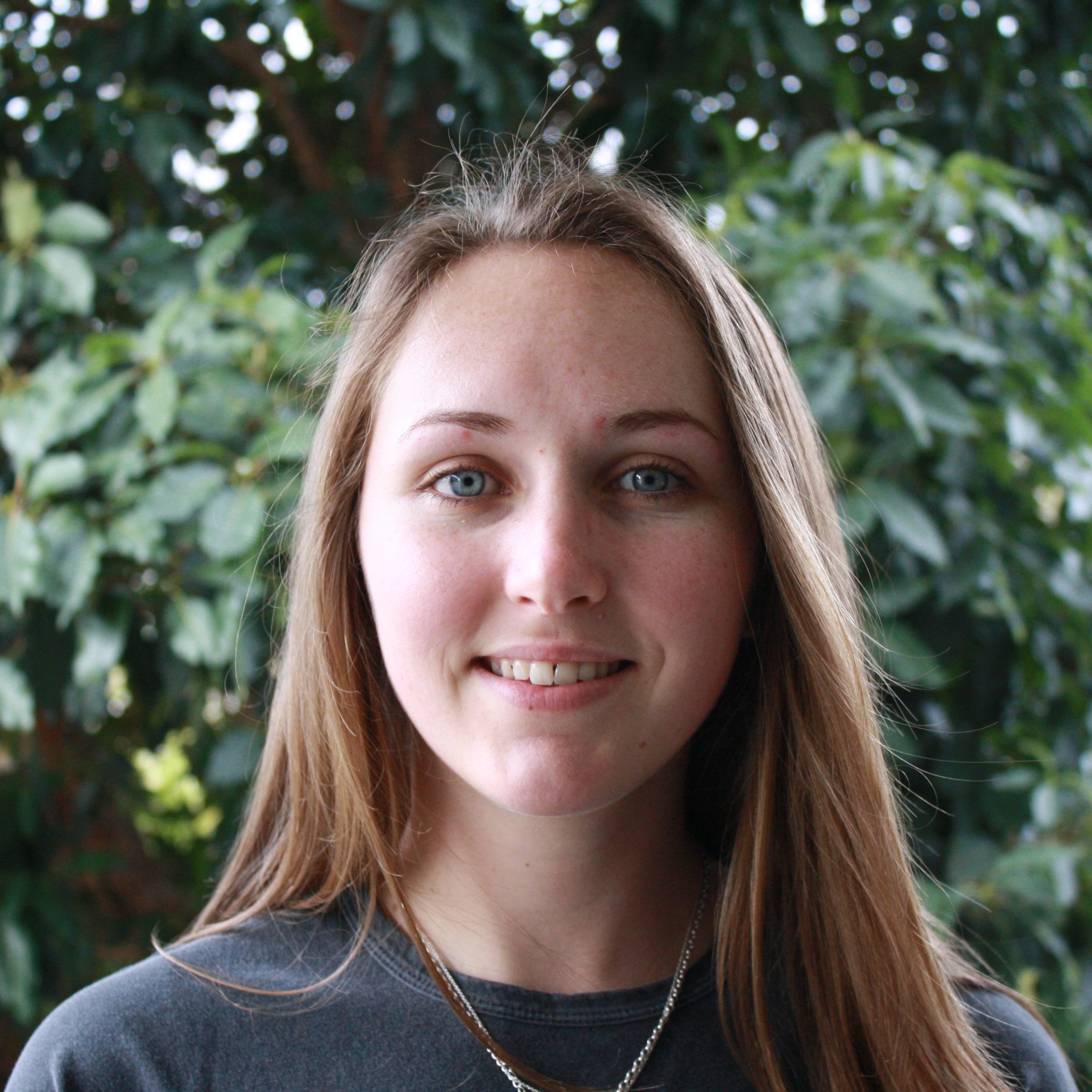 زهرا ابراهیمی