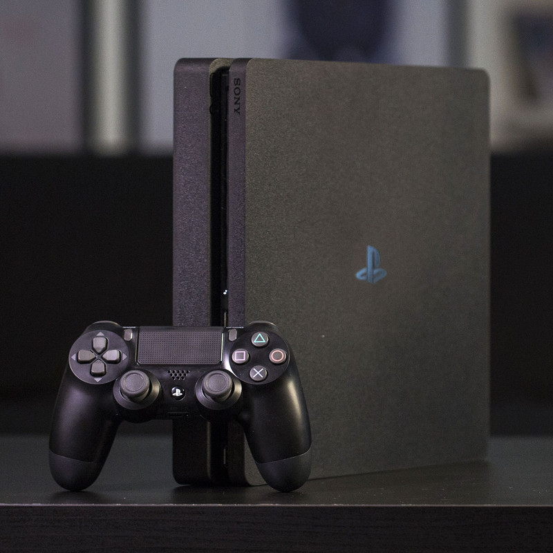 کنسول بازی سونی مدل Playstation 4 Slim ریجن ۲ سری CUH-2216A ظرفیت ۵۰۰ گیگابایت